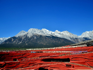 云南香格里拉旅游一次多少錢_跟團云南香格里拉旅游價格表_云南香格里拉旅游團報價2021