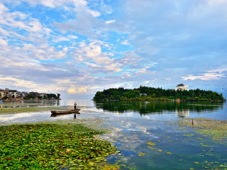麗江瀘沽湖跟團(tuán)游與自由行_麗江瀘沽湖游組團(tuán)_去麗江瀘沽湖旅游多少錢(qián)