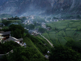 到云南梅里雪山旅游報(bào)團(tuán)價(jià)格_云南梅里雪山游跟團(tuán)多少錢2021_去云南梅里雪山游要多少錢