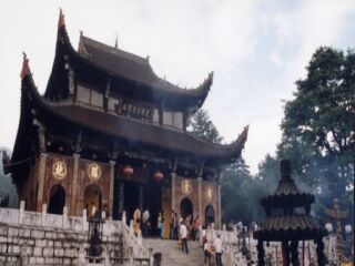 黃山游8月份報價_黃山半自由行_黃山自由行還是跟團好