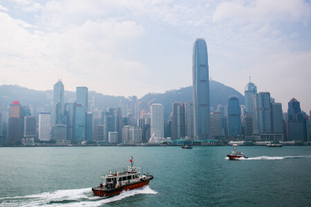 <香港澳门4日游>0购物，港珠澳大桥，双乐园嗨玩，米其林推荐餐厅，澳门自助餐，天星小轮游维港，赏维港灯光秀，漫步星光大道，深圳往返