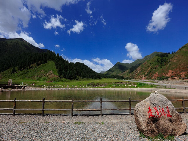 <青海湖-茶卡盐湖-祁连卓尔山6日游