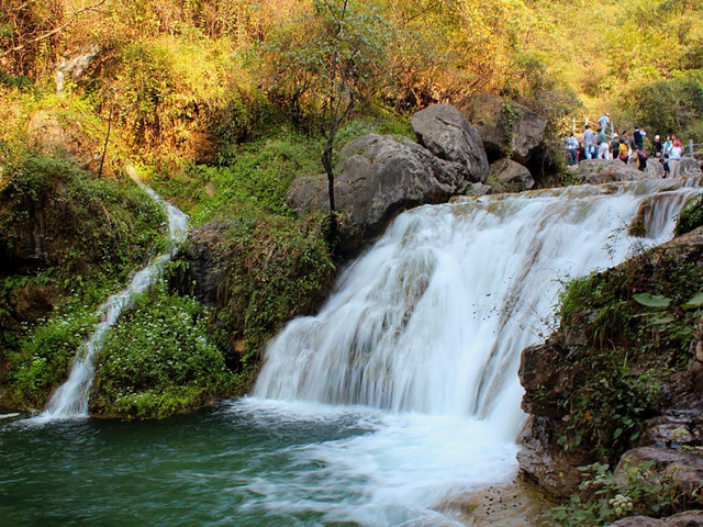  云台山潭瀑峡-泉瀑峡-红石峡双汽2日游>北方岩溶地貌,游山水奇观