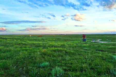 中西部人均gdp第一省内蒙古_内蒙古大草原图片(2)