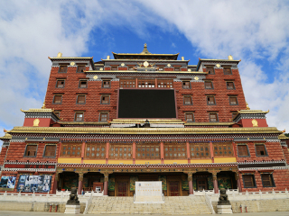 云南香格里拉旅游團(tuán)報(bào)價(jià)2021_云南香格里拉游花多少錢(qián)_云南香格里拉旅游團(tuán)報(bào)價(jià)自由行