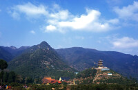 城墙脚下忆江南