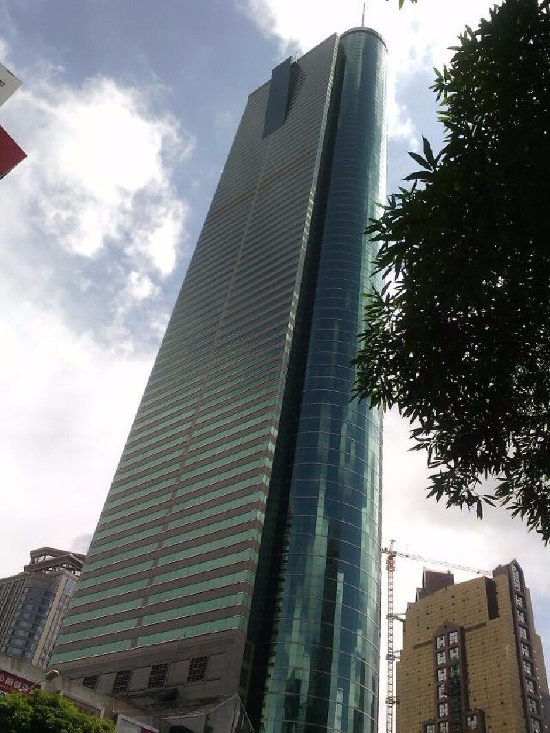 地王大厦                          地王大厦,正式名称为信兴广场.