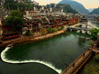 湖南張家界旅游跟團(tuán)需多少錢_湖南張家界高端品質(zhì)旅游團(tuán)_湖南張家界旅游組團(tuán)