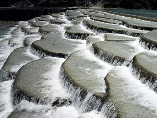 云南瀘沽湖旅游報團(tuán)價格_云南瀘沽湖自由行組團(tuán)_云南瀘沽湖旅游多少錢一個人