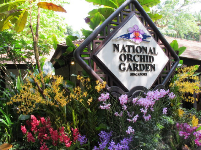 http:\/\/www.tuniu.com\/tour\/210365844