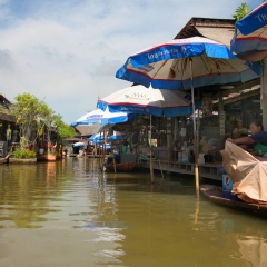 水上四季村