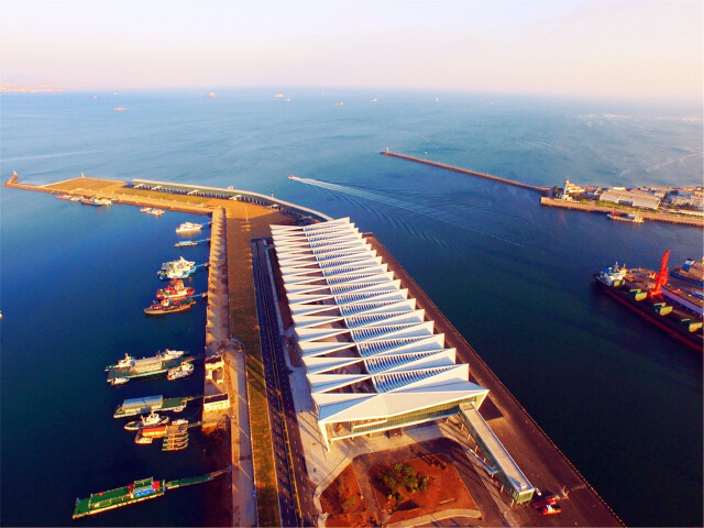 青岛港经济总量_经济(2)