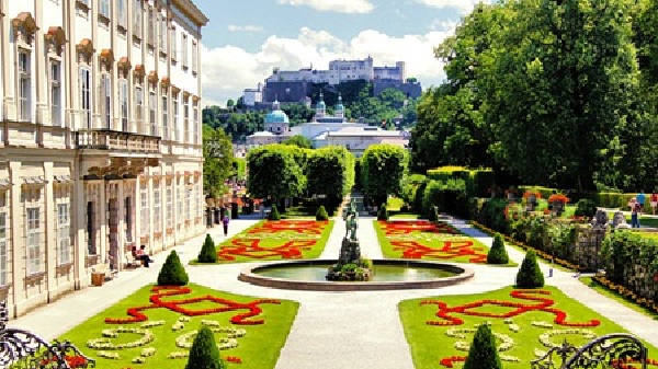 奥地利 萨尔斯堡 音乐之声拍摄场地半日游 _萨