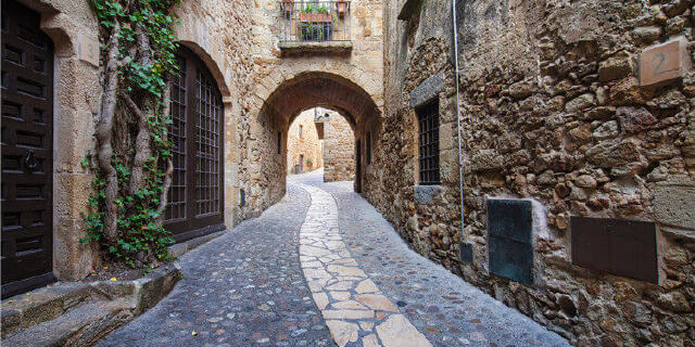 <权力的游戏拍摄地 千年中世纪小城 赫罗纳
