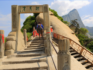 西安兵馬俑旅游花費一般多少_特價西安兵馬俑游_跟團西安兵馬俑旅游價格表