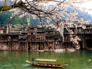 湖南張家界旅游跟團(tuán)需多少錢_湖南張家界旅游多少錢_湖南張家界旅游大約多少錢