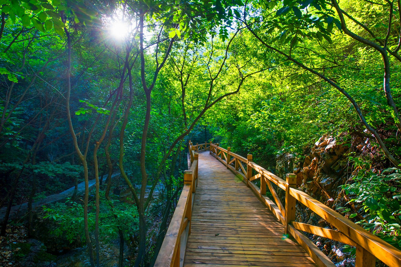 万福赤山风景区