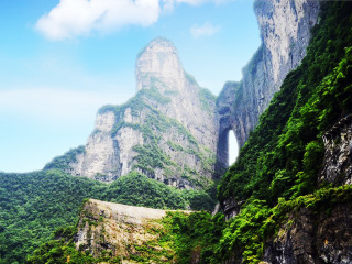 目前张家界旅游_上张家界旅游多少钱_张家界跟团旅游线路