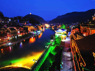 組團(tuán)去湖南張家界_湖南張家界旅游組團(tuán)_湖南張家界旅游價(jià)格