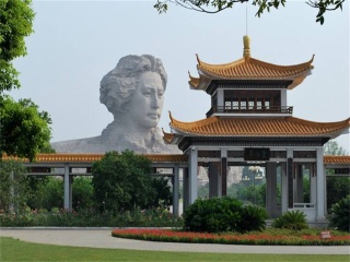 湖南鳳凰古城旅游路線_湖南鳳凰古城游跟團多少錢2021_湖南鳳凰古城旅游需要多少錢