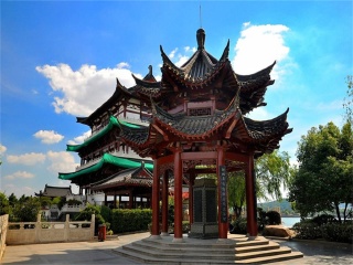 湖南鳳凰古城旅游路線_湖南鳳凰古城游跟團多少錢2021_湖南鳳凰古城旅游需要多少錢