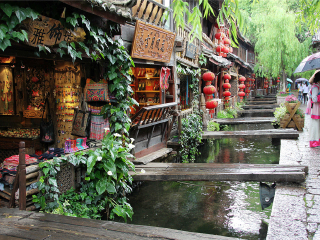 東莞到云南瀘沽湖游_現(xiàn)在去云南瀘沽湖旅游多少錢_云南瀘沽湖旅游價(jià)格