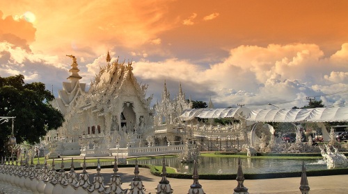 泰国曼谷-清迈机票+当地5晚6日自助游 含机场