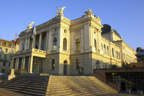 苏黎世消费水平_苏黎世旅游花费_去苏黎世玩