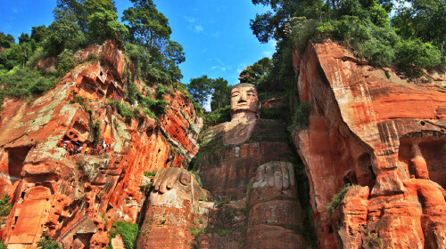 集艺术,雕刻艺术,园林艺术为一体,是乐山大旅游景点文化的