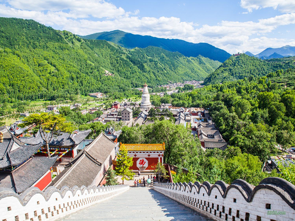  太原-五台山-悬空寺-云冈石窟-平遥古城-乔家大院5日游>五台祈福