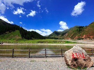 青海最佳旅游路線_青海游花多少錢_青海游報價