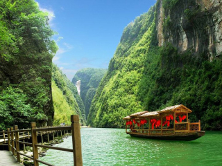 張家界自由行旅游團(tuán)_組團(tuán)去張家界_去張家界靠譜的旅行團(tuán)
