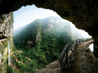 张家界跟团旅游_张家界旅游公司_深圳包团张家界旅游