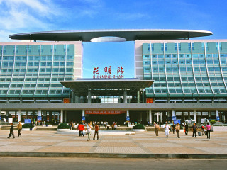 云南瀘沽湖旅行團自由行_2021年云南瀘沽湖旅游團報價_云南瀘沽湖高端品質(zhì)旅游團