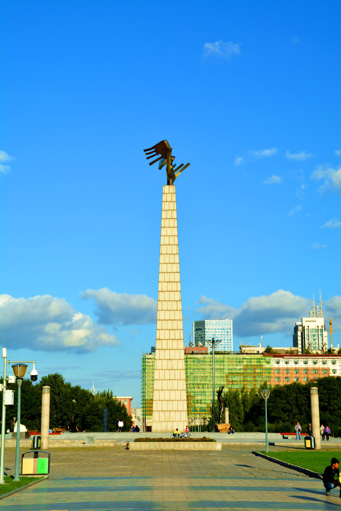 到东北长春去旅游.