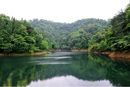 <千岛湖2日游>漂流 DIY半自助 宿千岛湖绿城千元湖景房含丰富自助早，一房一湖景，可自选环湖绿道骑行 ，千岛湖中心湖