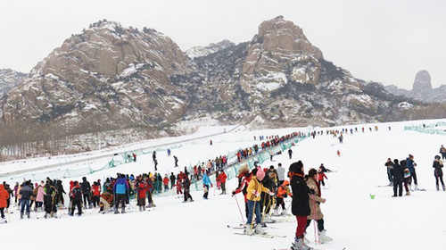  青岛黄岛藏马山丹溪温泉-日照沁园春滑雪场自驾2日游