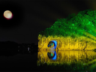 現(xiàn)在去湖南鳳凰古城旅游多少錢_湖南鳳凰古城旅游費(fèi)用_湖南鳳凰古城旅游費(fèi)用多少
