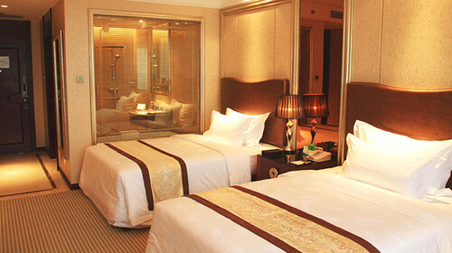 [春节]<兵马俑-骊山芷阳温泉-法门寺-马嵬驿名俗村-永兴坊-大雁塔双动4日游