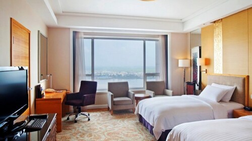  大连旅顺-丹东鸭绿江-虎山长城2日游>全年畅游,大连丹东动车直达