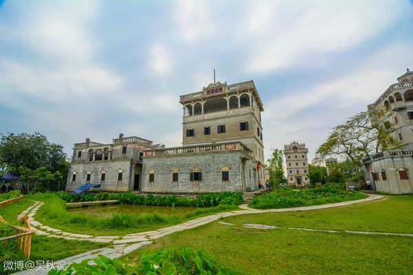 开平市区12公里,是由安和里(俗称犁头咀,合安里(俗称新村)和永安里