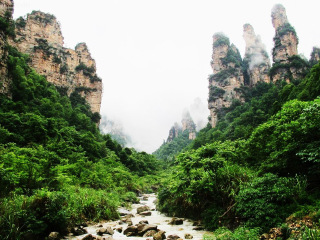 目前张家界旅游_上张家界旅游多少钱_张家界跟团旅游线路
