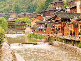 貴州黃果樹(shù)瀑布2人旅游需要多少錢_暑假貴州黃果樹(shù)瀑布游價(jià)格_貴州黃果樹(shù)瀑布組團(tuán)旅游