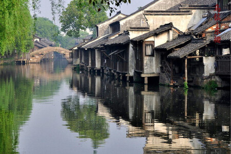 <华东5市-乌镇-同里-西湖6日游>全程0自费，升一晚四星酒店，乌镇同里双水乡，船游七里山塘，祈福灵山大佛，含宋城千古情（当地游）