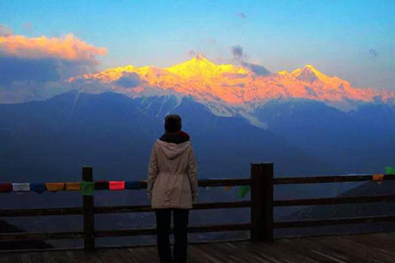 不远千里去香格里拉,难道只为看风景?