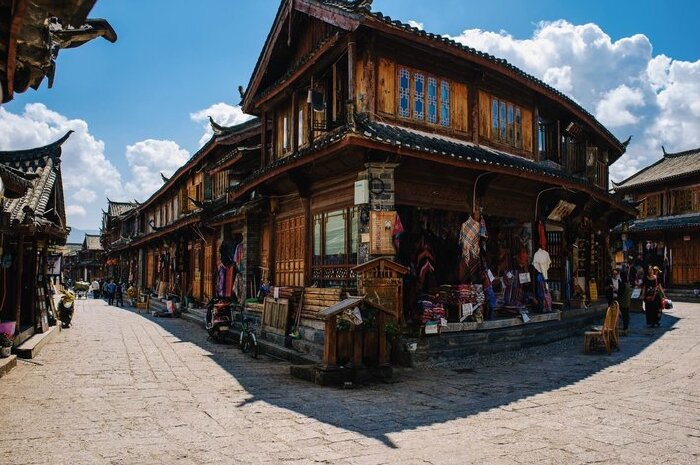 老屋檐. 丽江古城