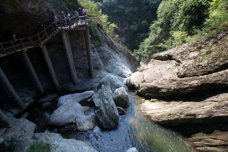 灵秀湖北,英山龙潭河谷