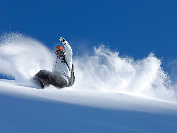 悬壁滑雪场开放时间_悬壁滑雪场地点交通_悬