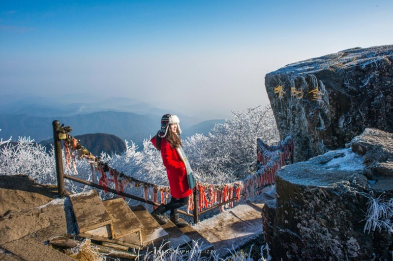 峨眉山市有多少人口_国庆临近 峨眉山率先开启金秋朝圣之旅