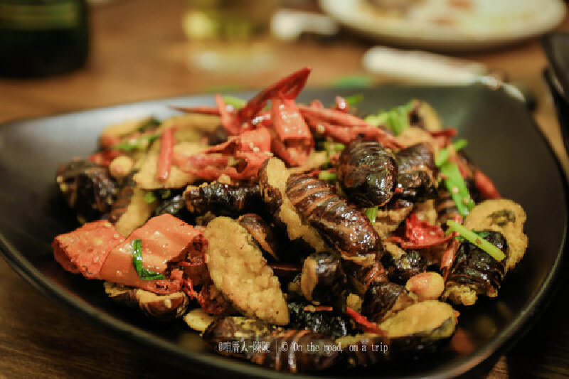 烤蝉.各种烤类,冬天吃刚刚好.